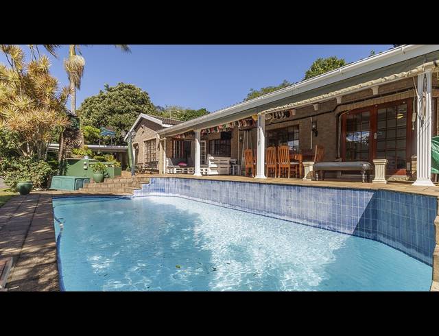 4 BEDROOM HOUSE FOR SALE IN KLOOF